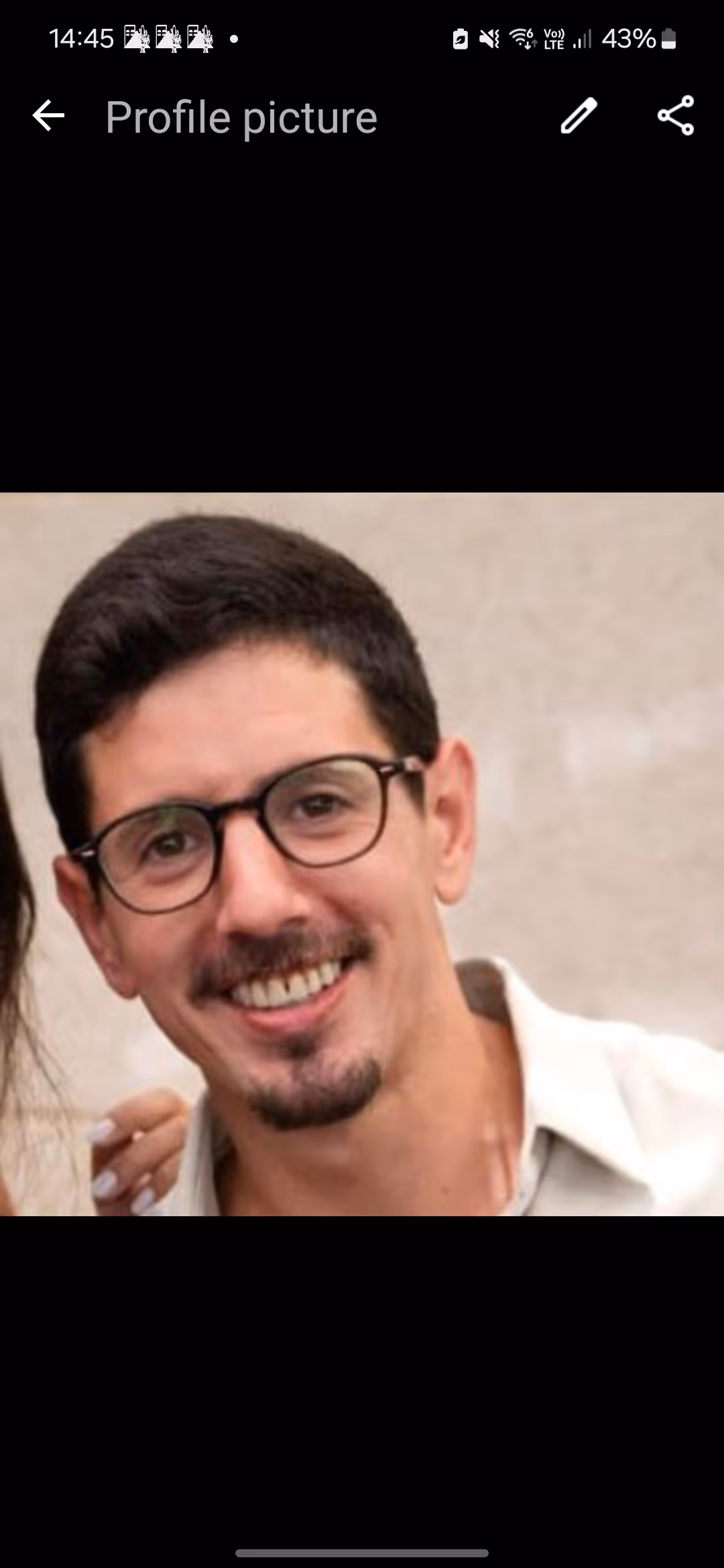 טל עמנואל רזומוב