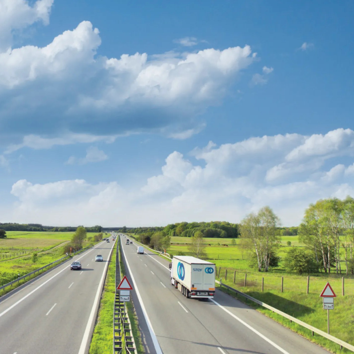 STEF - gekoelde vrachtwagen voor temperatuurgecontroleerd voedseltransport