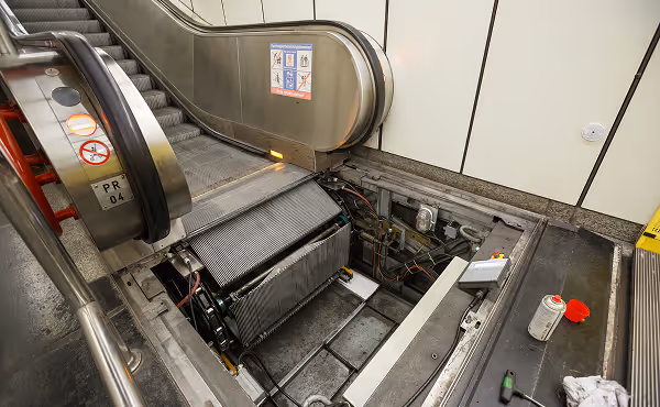 Temperature, humidity, and dewpoint monitoring on an escalator