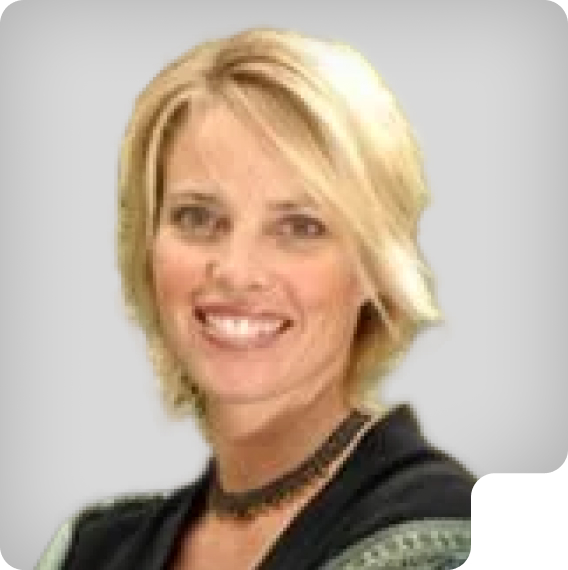 Laura - Brand Strategist & Copywriter