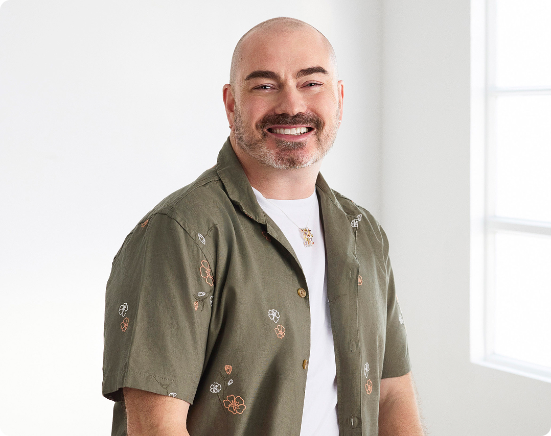 portrait of Peter Mostachetti