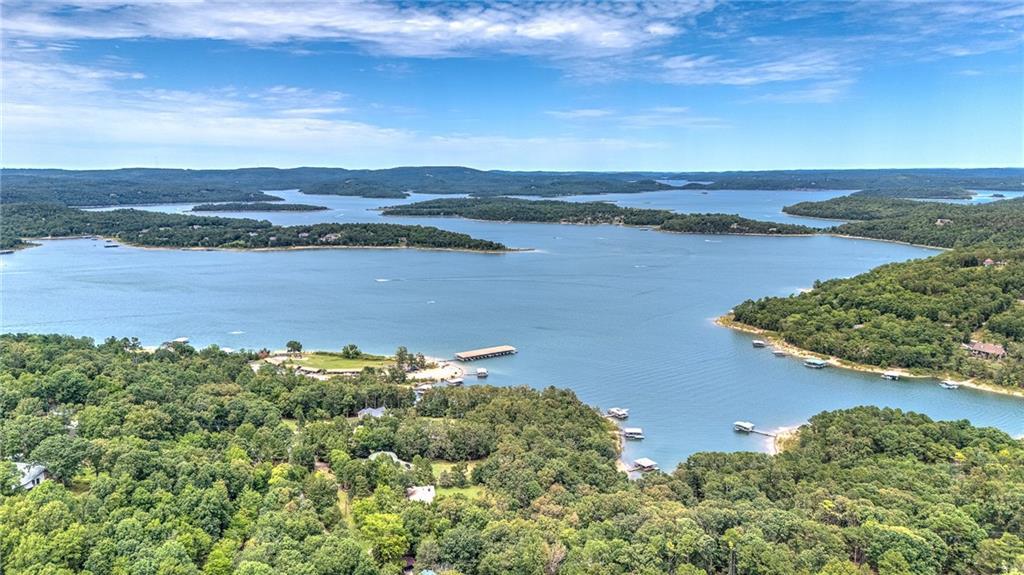 18772 Davis Road Beaver Lake