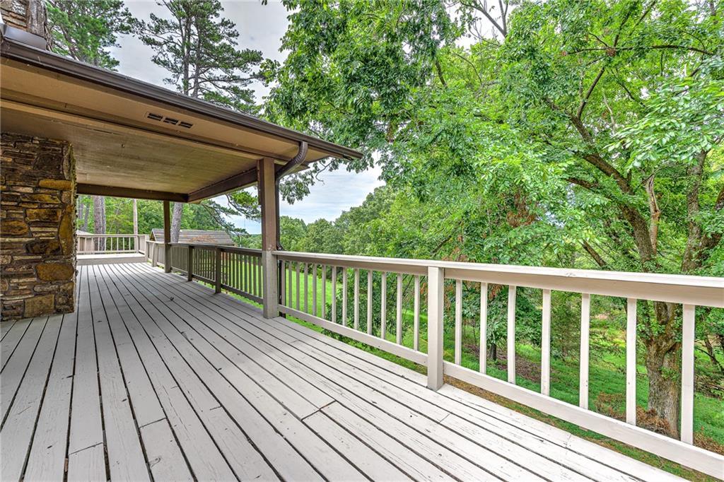 18772 Davis Road Beaver Lake