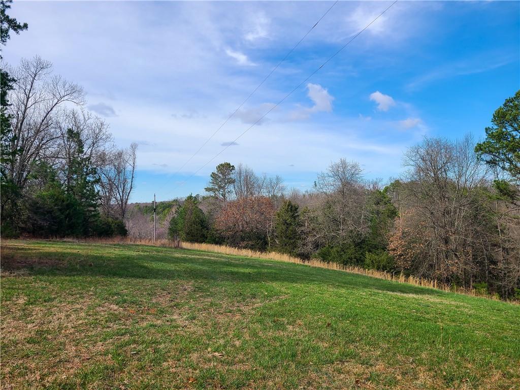 18772 Davis Road Beaver Lake