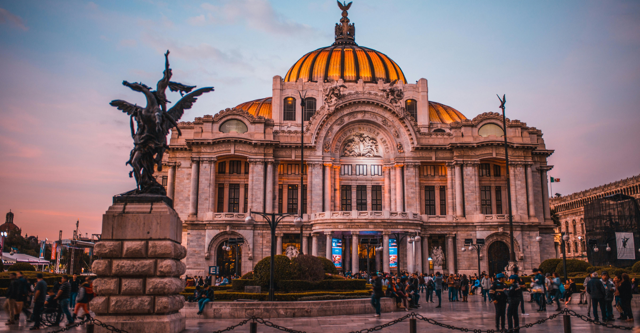 Why speaking Spanish might just be your next big move?
