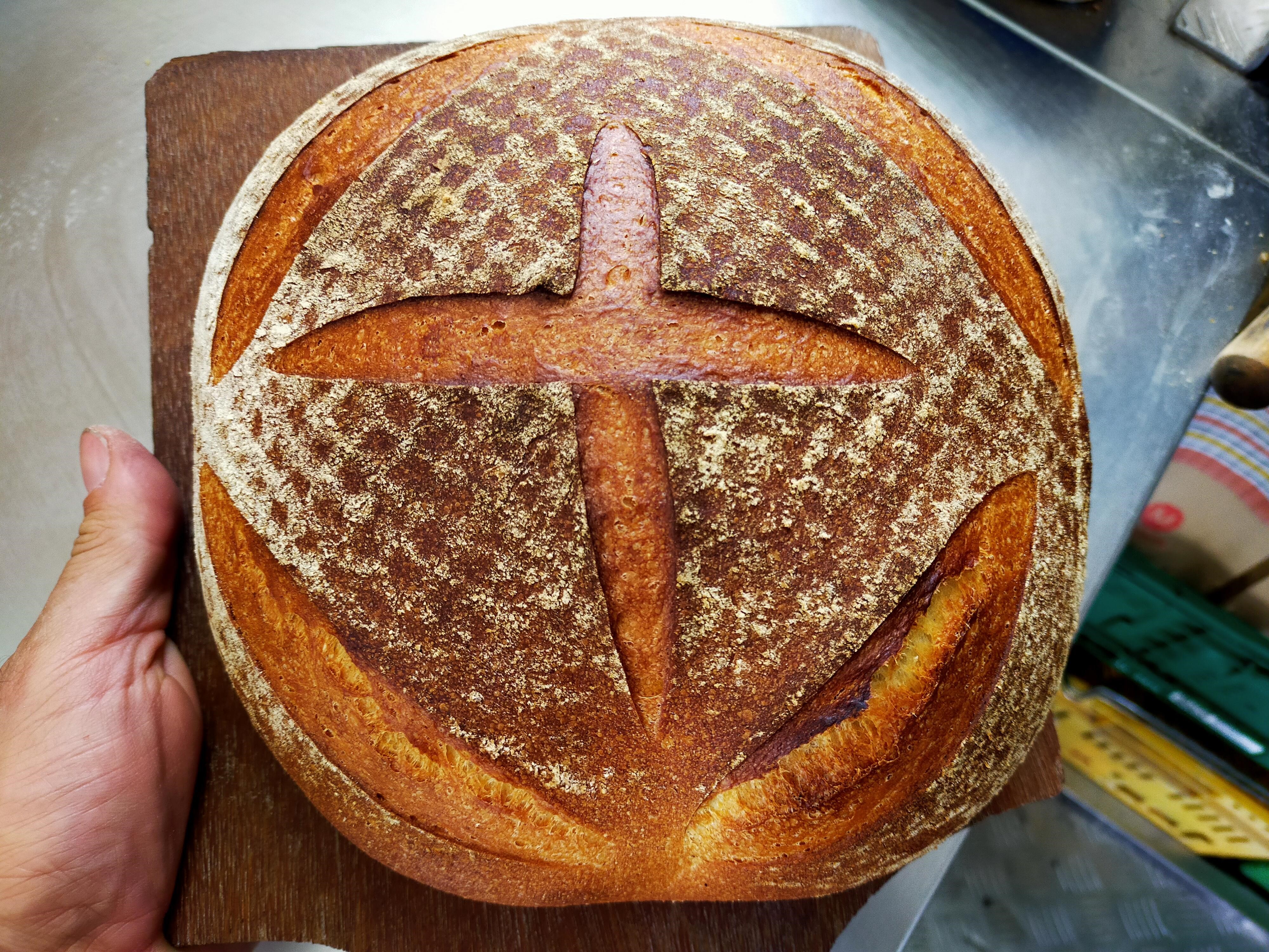 image of packaged goods shelf (for a grocery store)