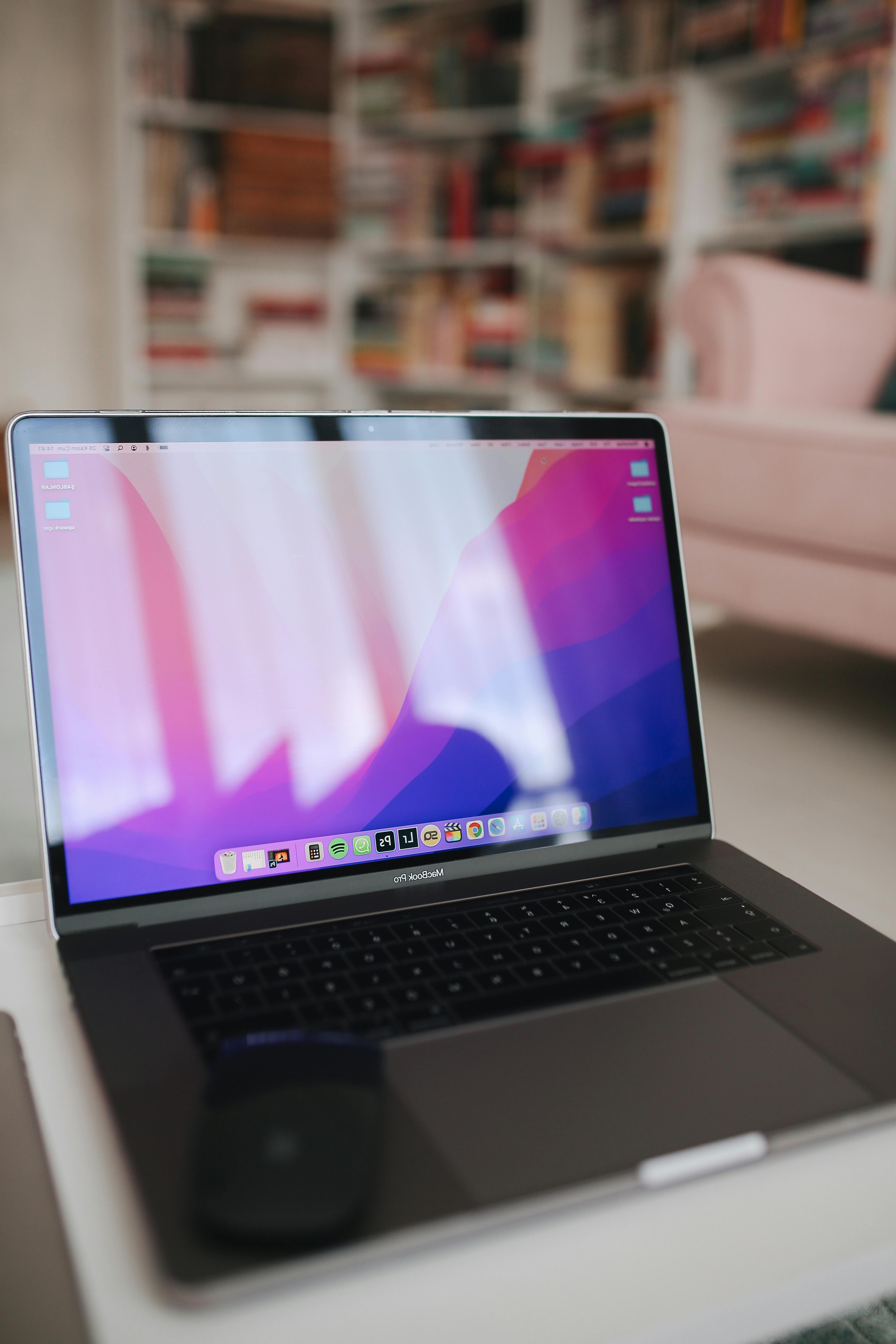 Let's talk about simplyfying your Business