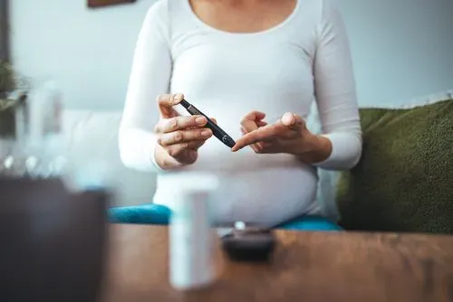 Is Low Blood Sugar During Pregnancy Normal? Managing Hypoglycemia