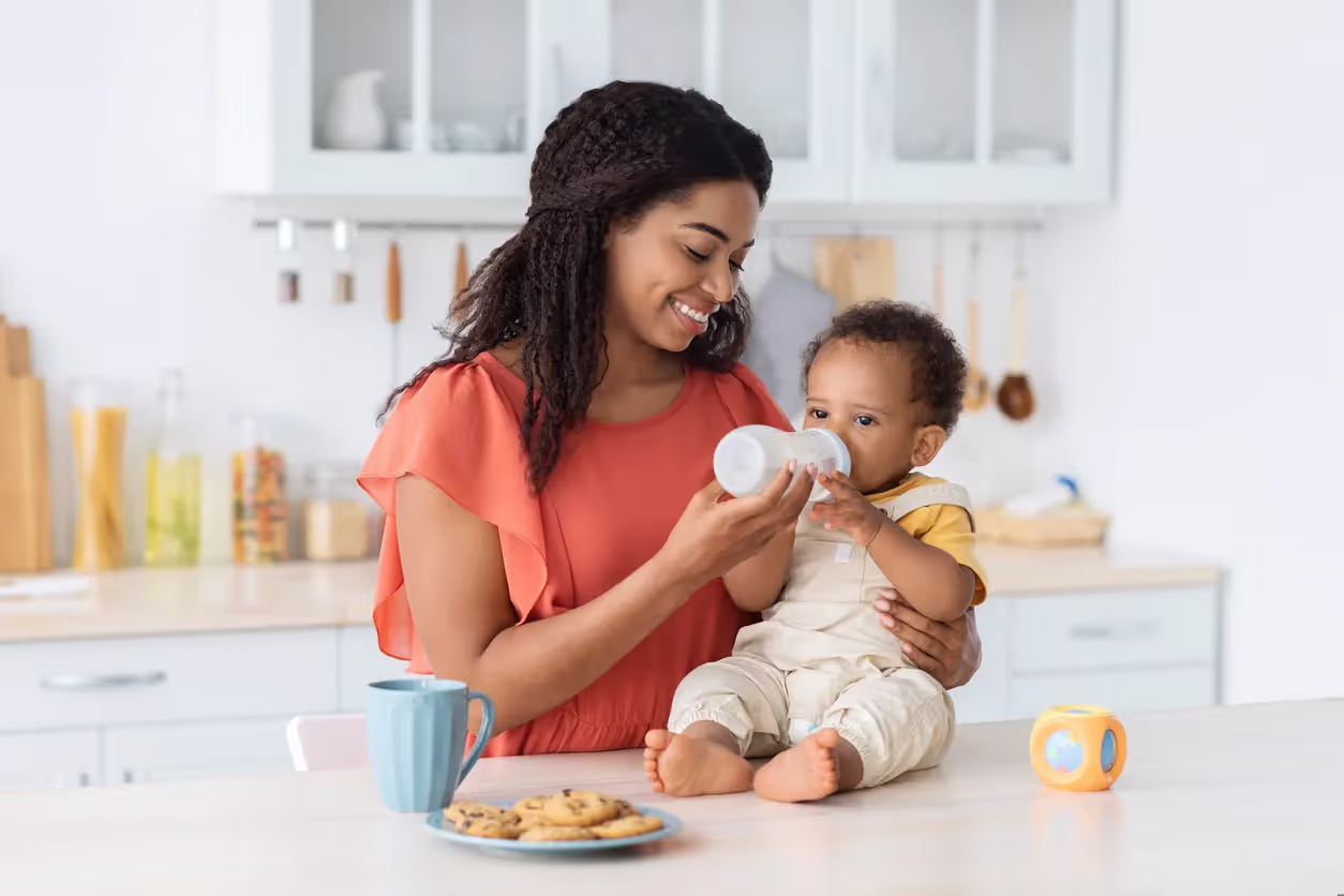 What To Drink To Increase Breast Milk: Natural & Safe Options