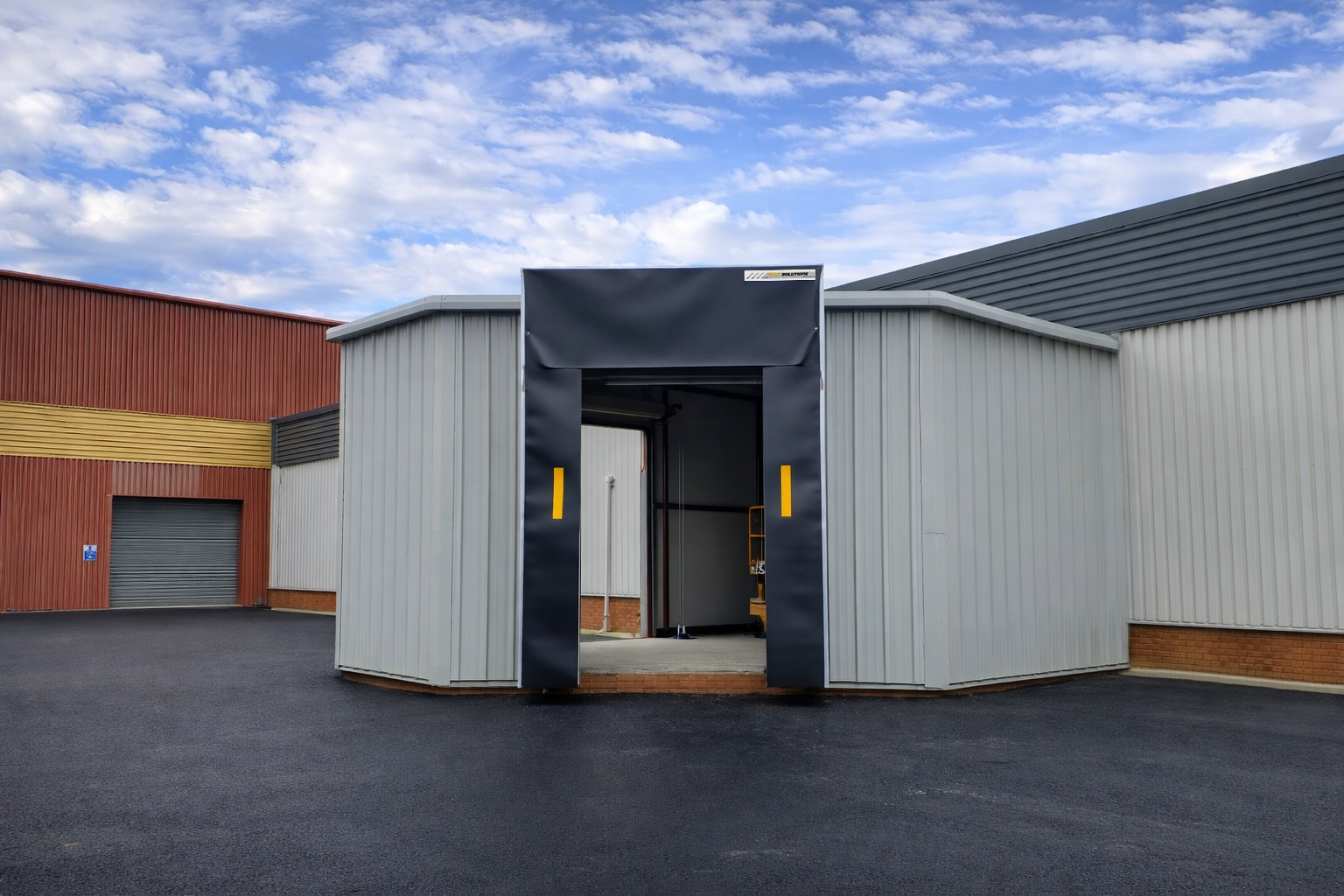 Eden Farm Double Loadhouse