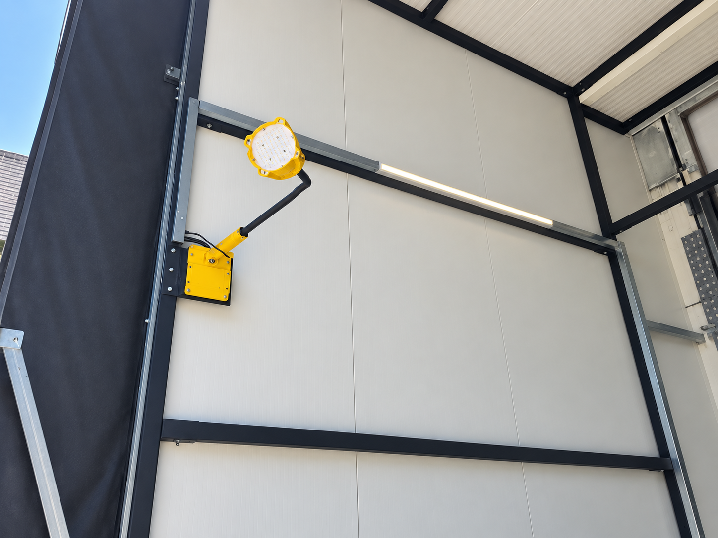 Loading Area Lights & Traffic Lights