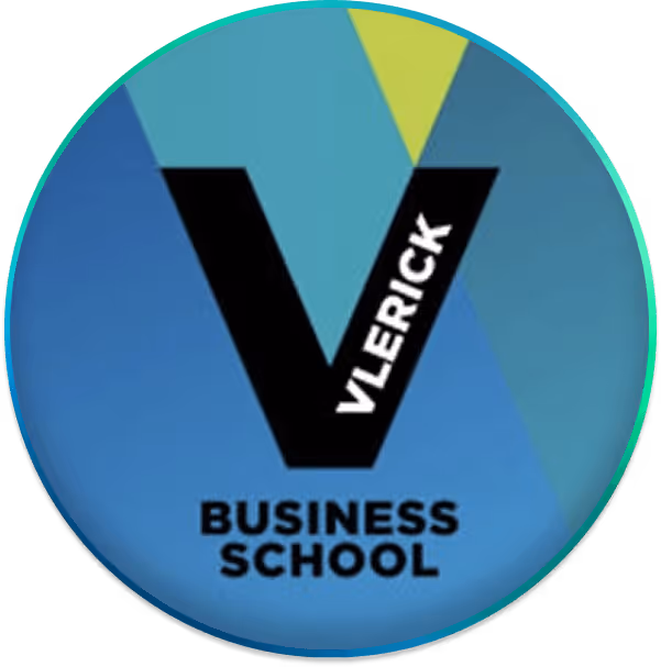 Logo de Vlerick Business School avec un grand V noir sur fond bleu dégradé.
