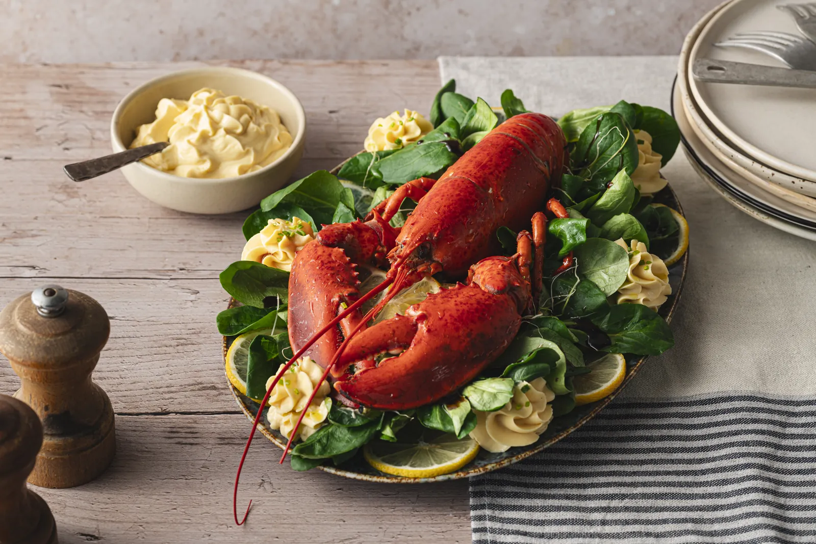 Homard entier cuit
