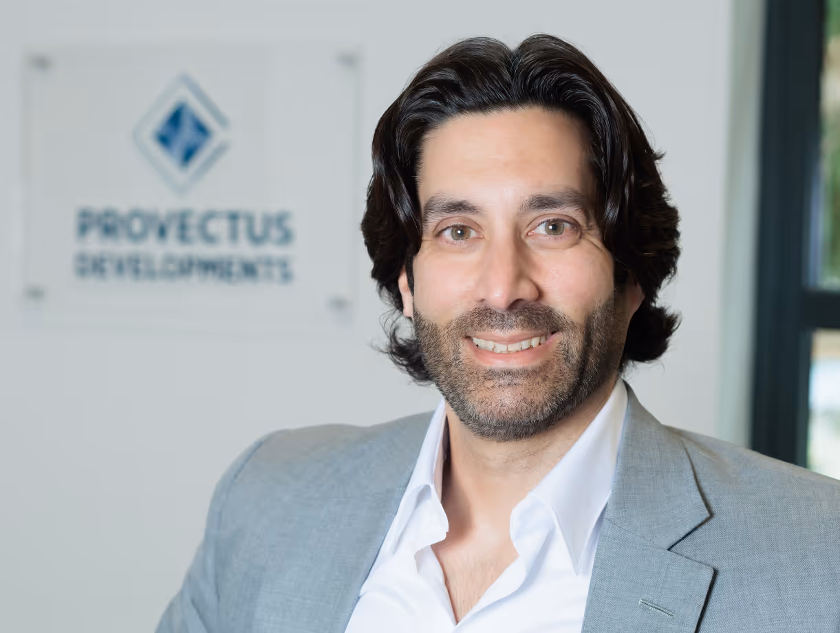 Shahan Lall office headshot