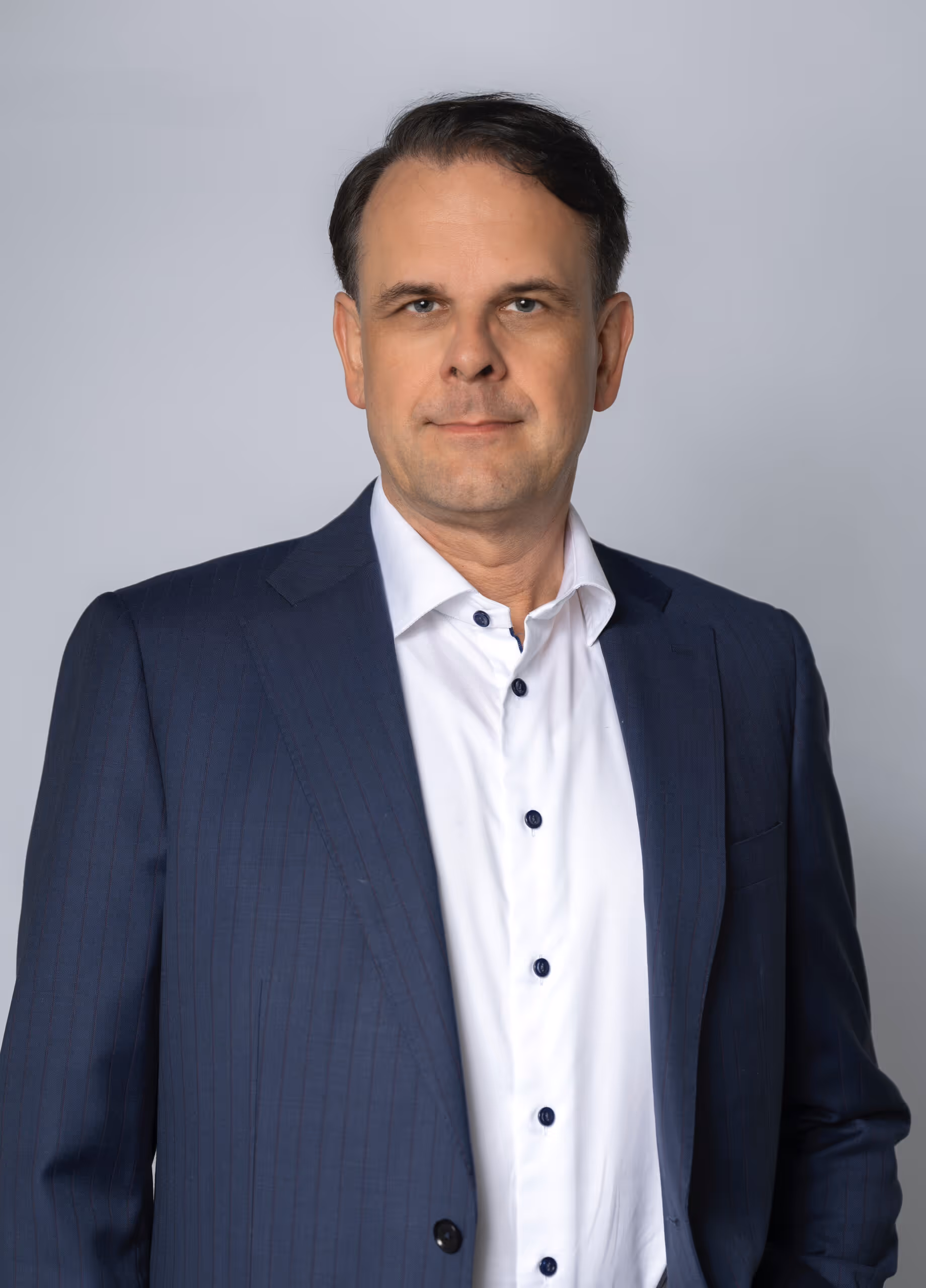Porträtfoto von Jahn Widmer (CFO, Commodity Supplies AG)