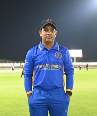 [digital project] image of programming and coding screenshots (for a game development company)