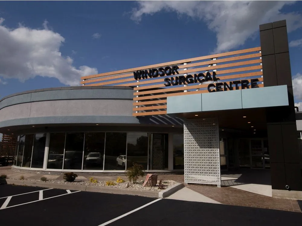 Windsor surgical centre front entrance