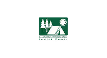 Logo with green background featuring three white pine trees, a white tent, and a sun, symbolizing outdoor camping.