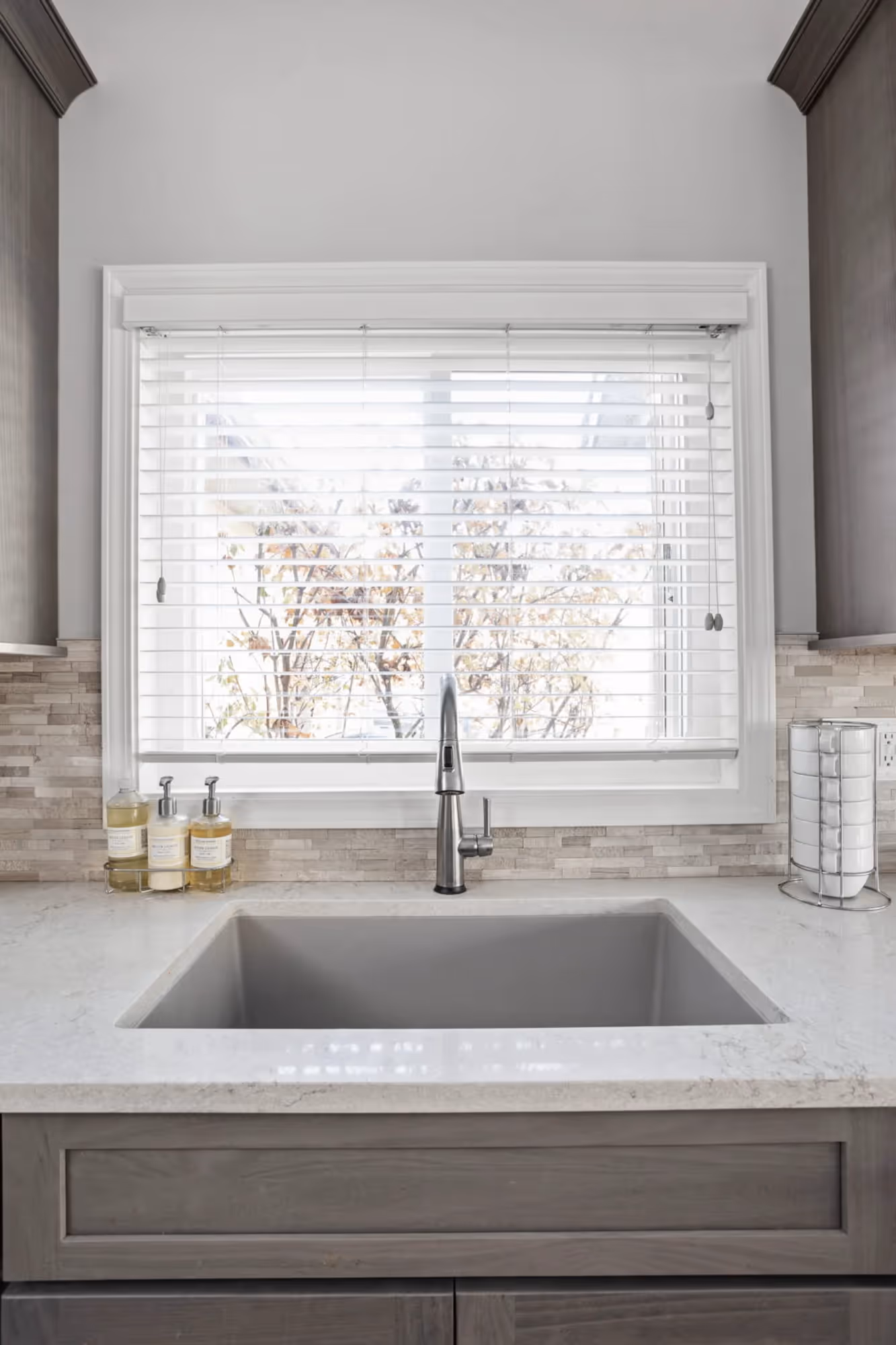 Bathtub with tiled surround