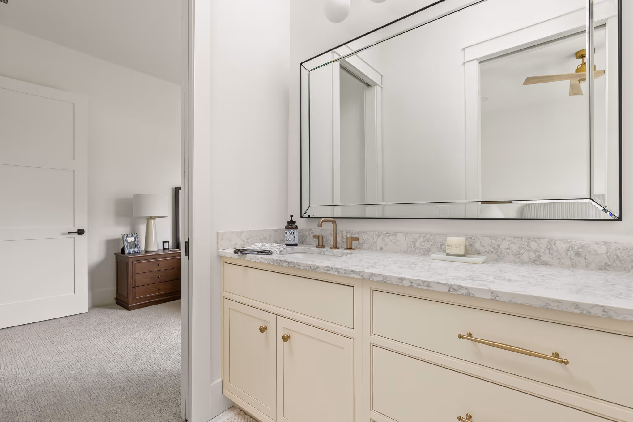 Case New Home - Bathroom