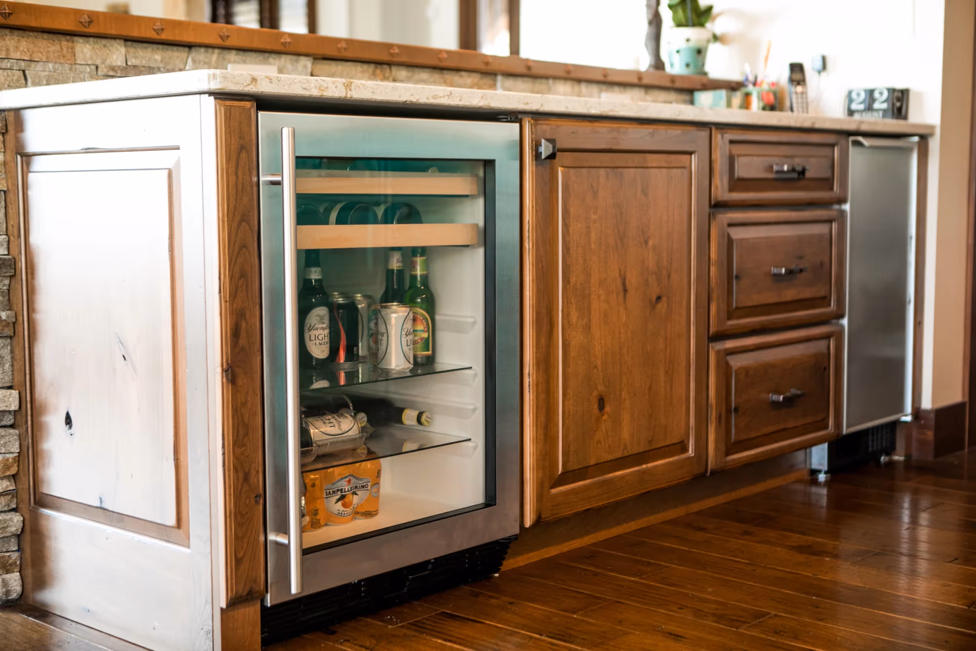Liquor wooden cabinet 