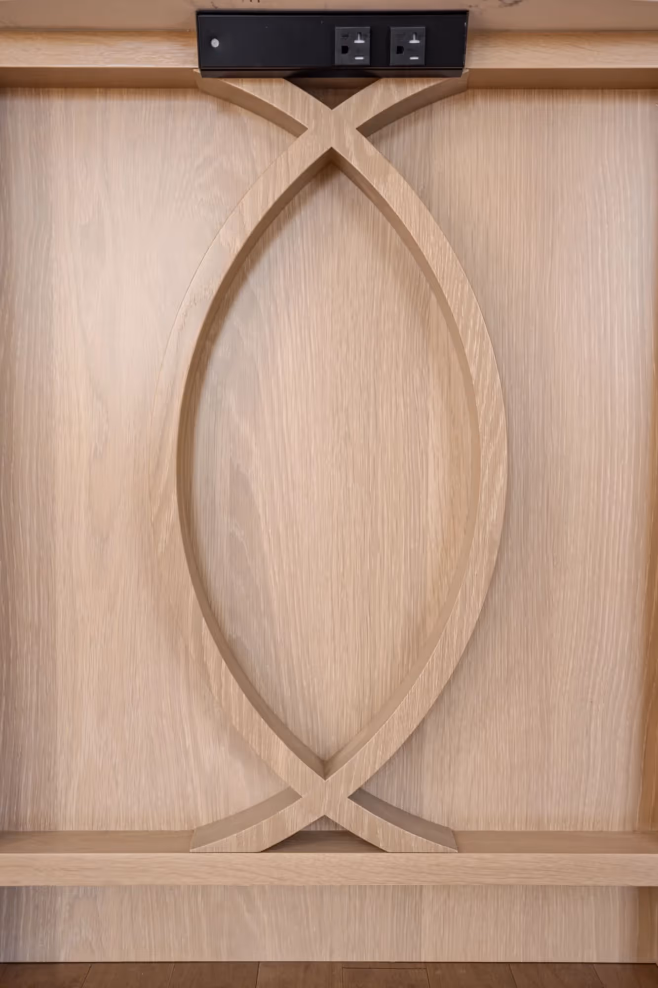 Decorative rope wall accent