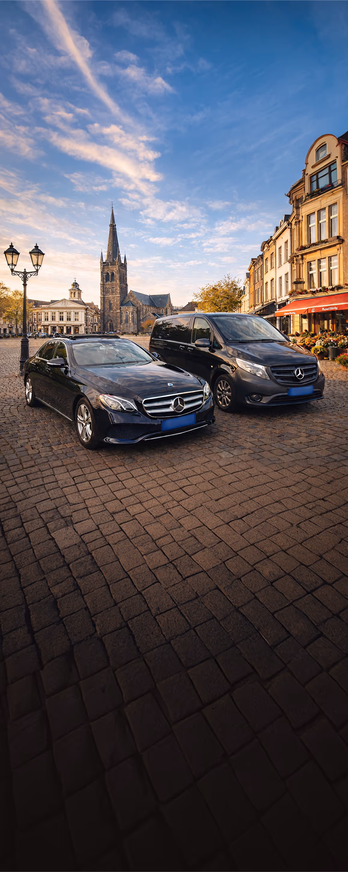 Taxi ProLine auto's geparkeerd in Zuid-Limburg