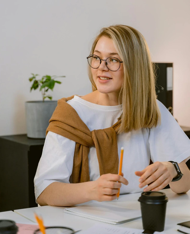 home-three-hero-banner-marquee-image-two