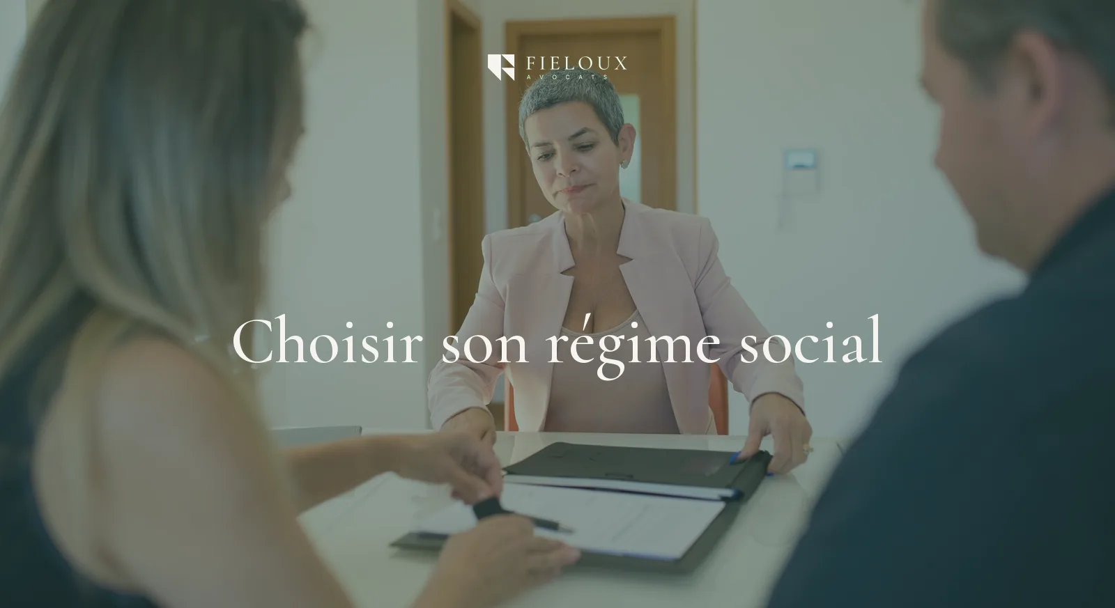 Régime social du dirigeant d’entreprise : un choix essentiel à ne pas négliger