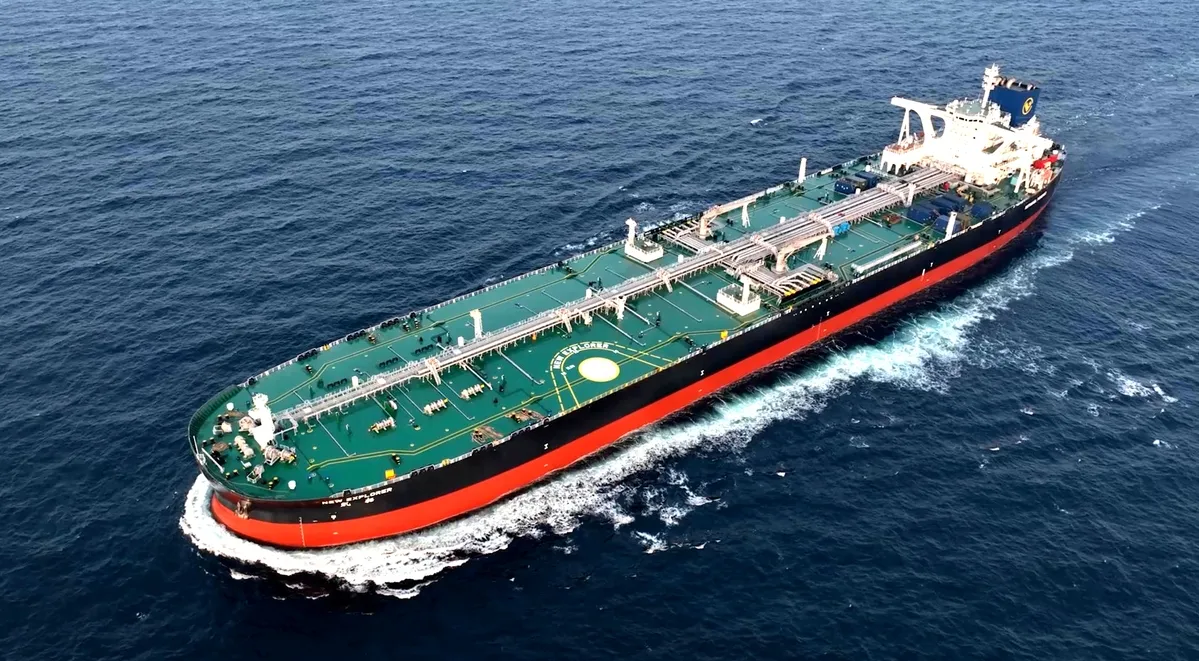 Bulk commodity vessel