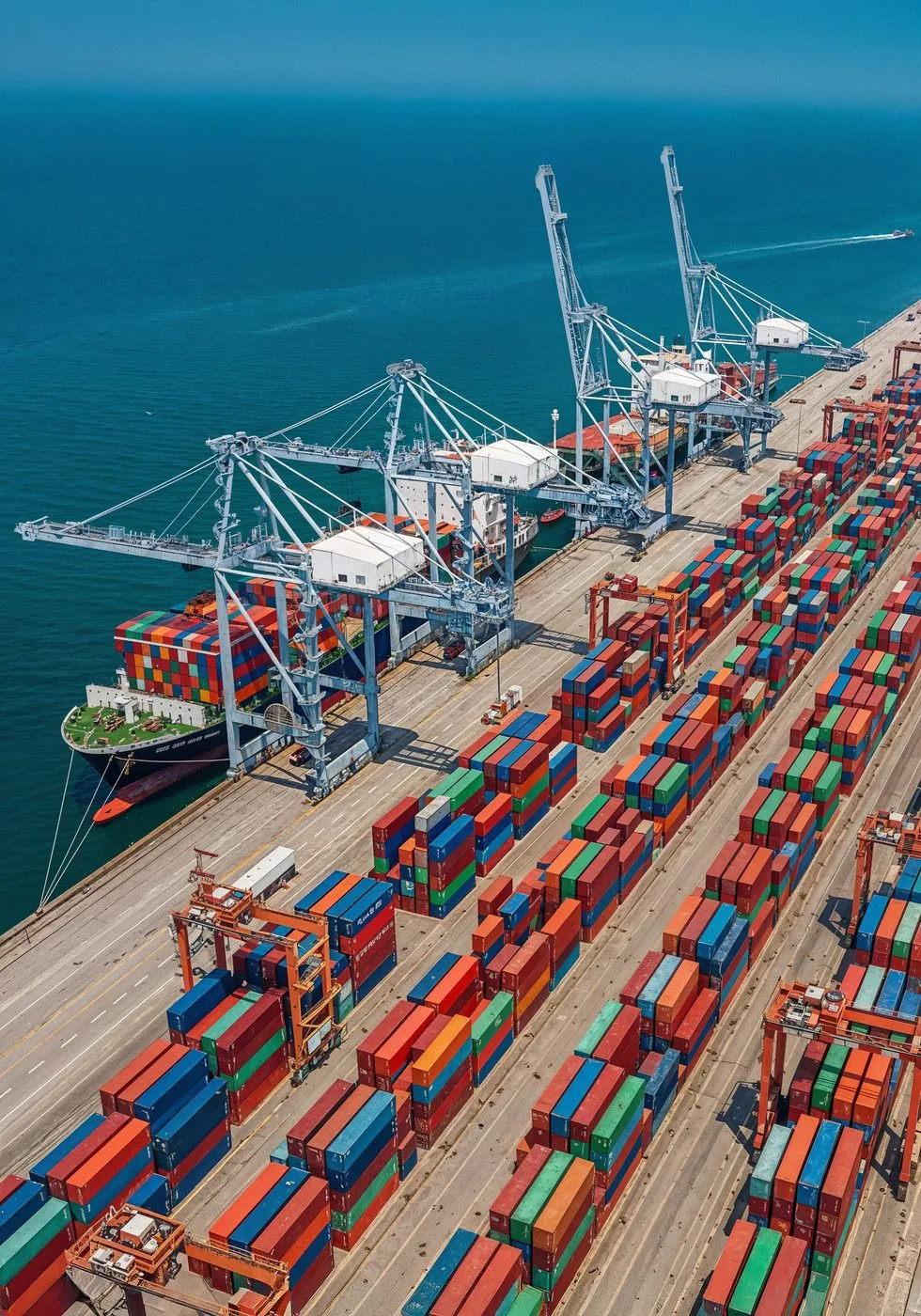 Container port and terminal