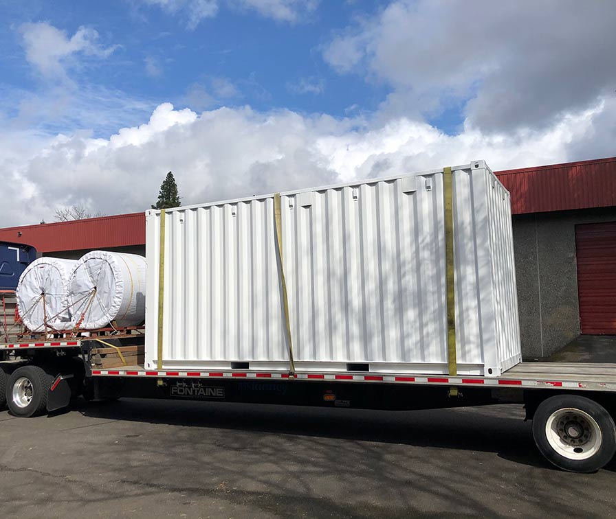 Shipping container kitchen delivery