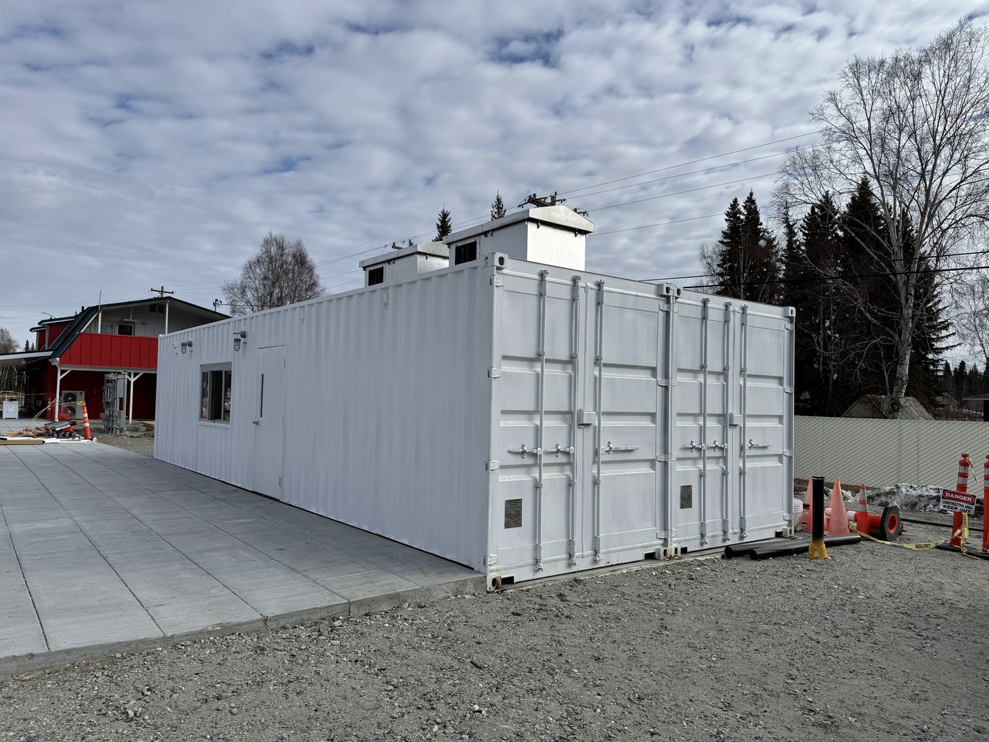shipping container restaurant deployment