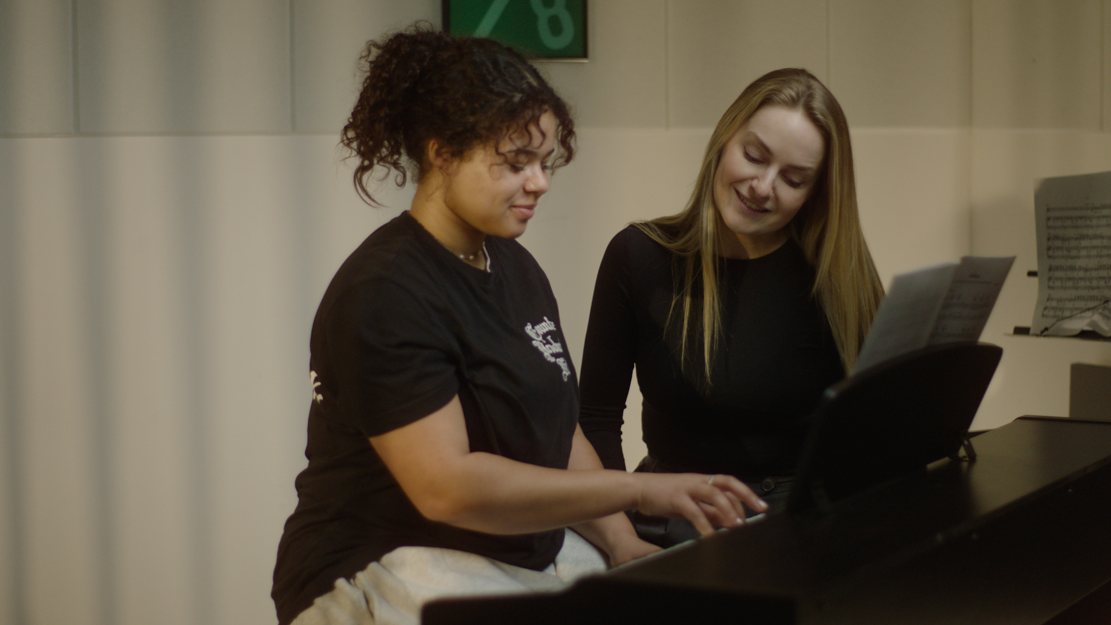 Find a piano teacher near you