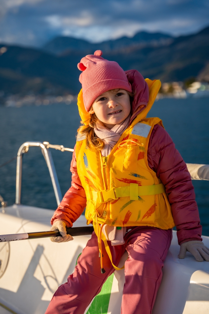 Find a sailing instructor near you