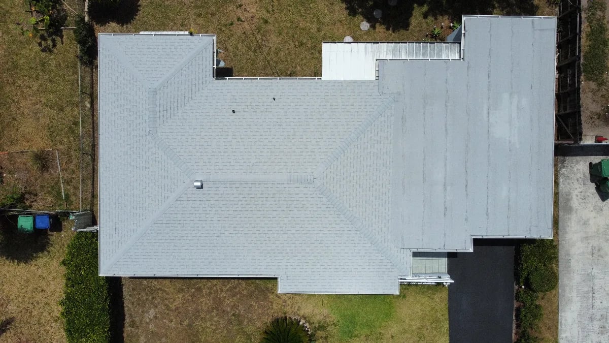 Shingle roofing detail showing quality workmanship in Miami