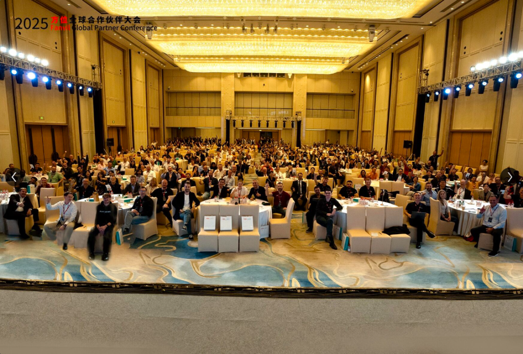 Fluent visit Fanvil's Link to Win Event in Shenzhen, China.