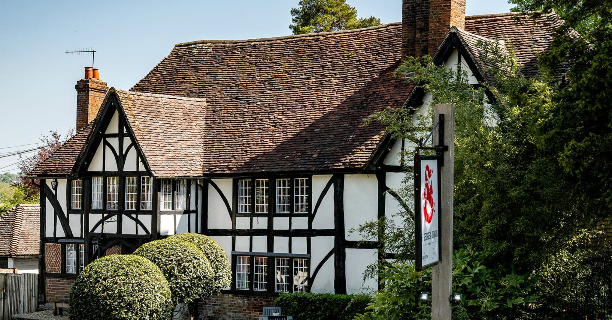 The exterior of the george and dragon pub
