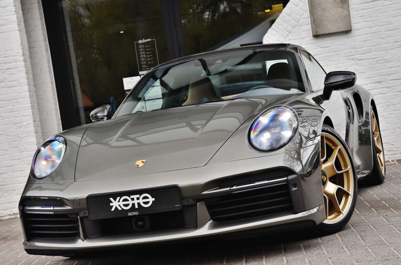 Porsche 911 Turbo S Aventurine Green