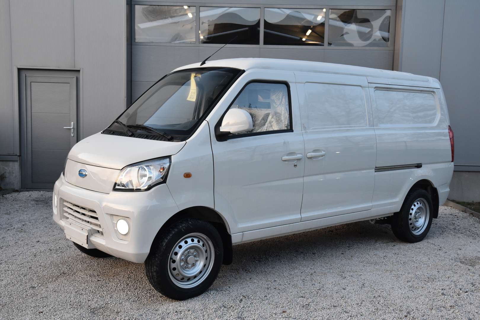 Cenntro Logistar 200