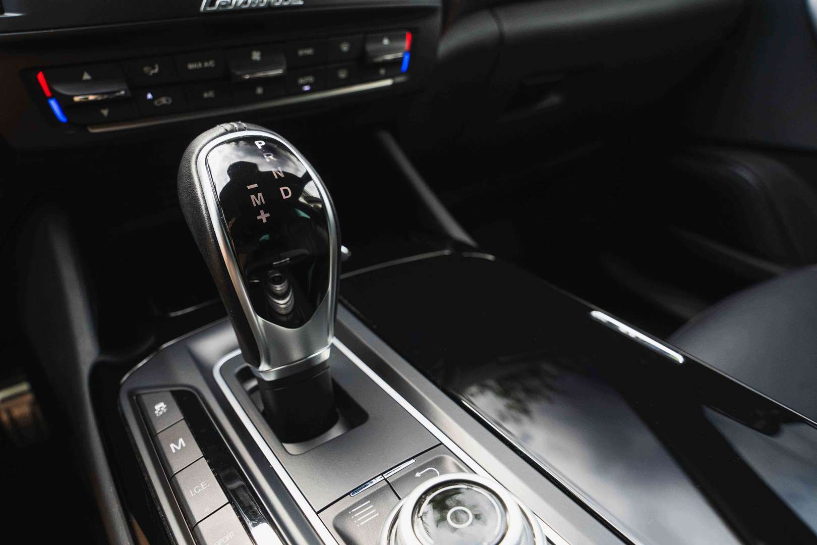 Maserati Levante S Q4 - 39