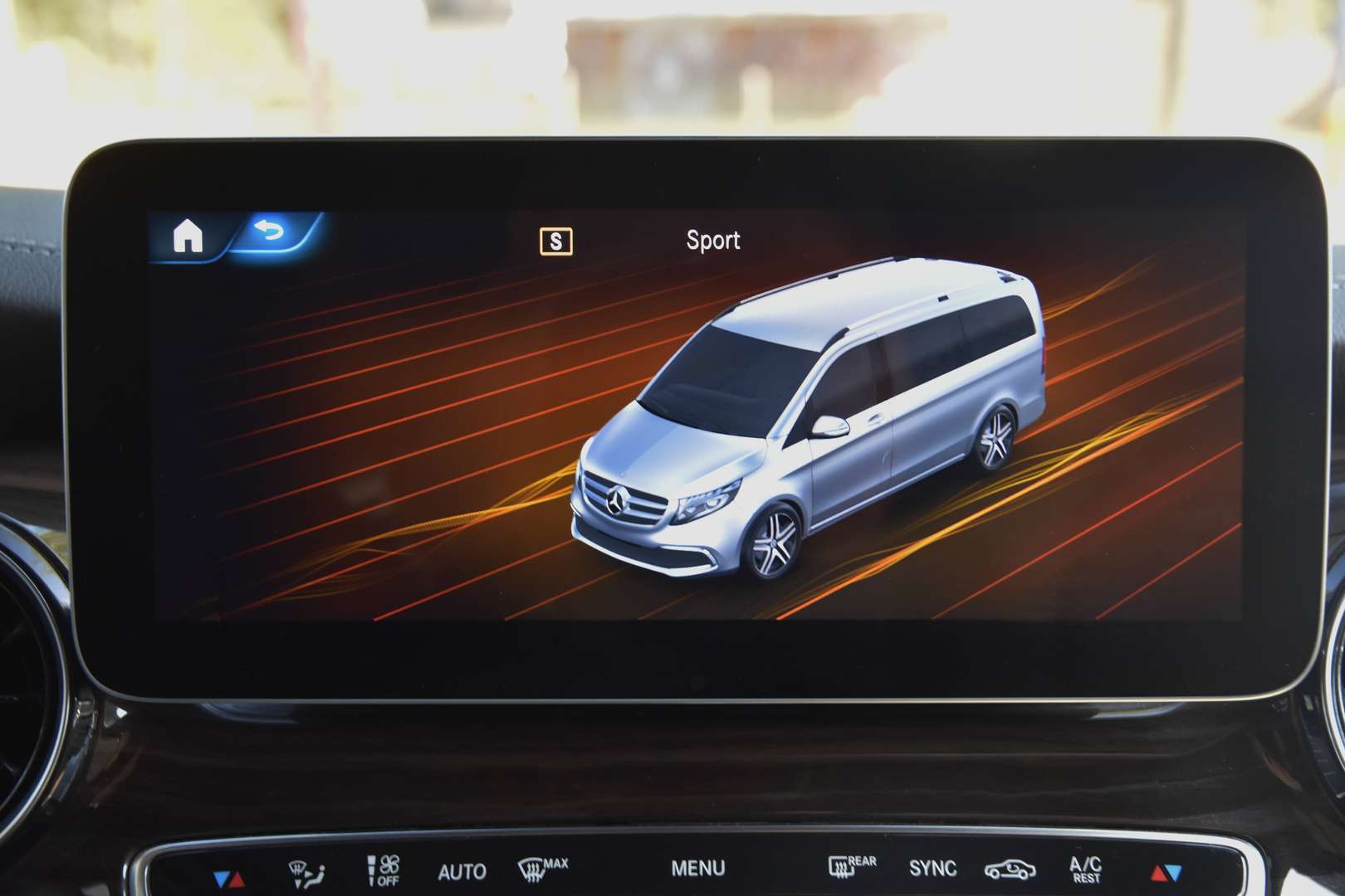 Mercedes-Benz V 220 D LWB - 34