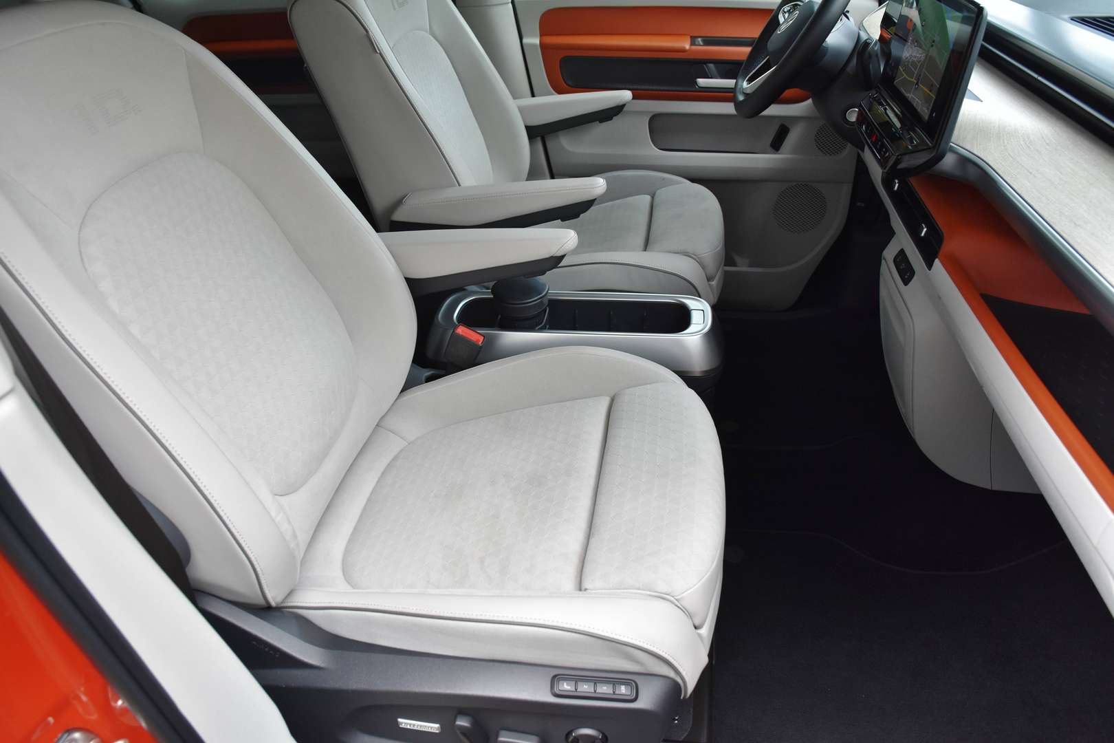 Volkswagen ID. Buzz - 13