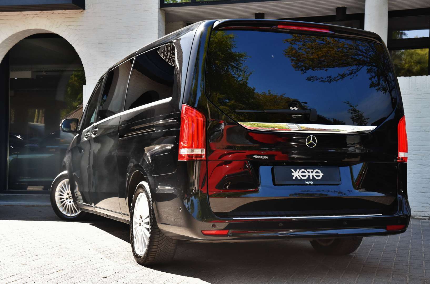 Mercedes-Benz V 220 D LWB - 15