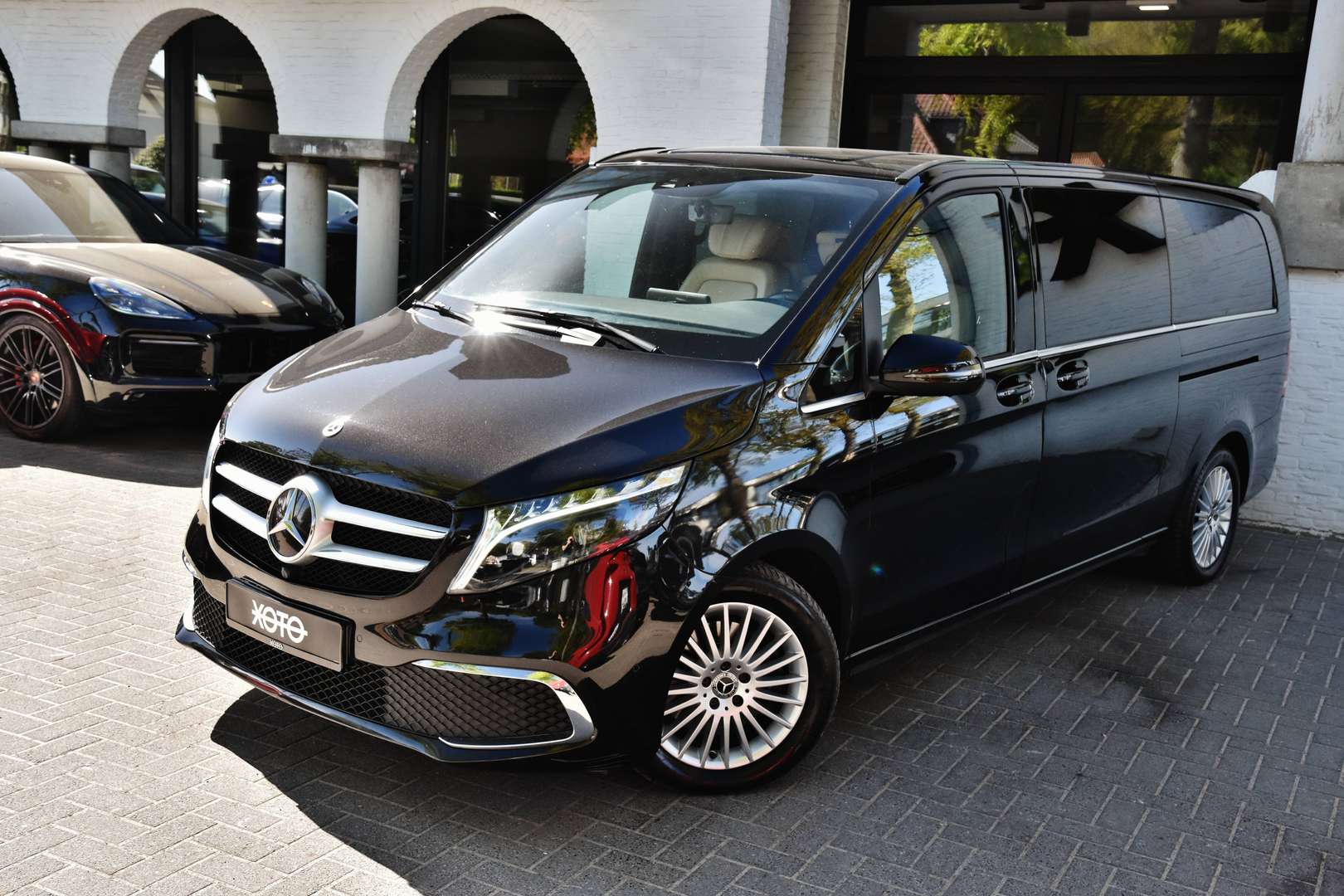 Mercedes-Benz V 220 D LWB - 19