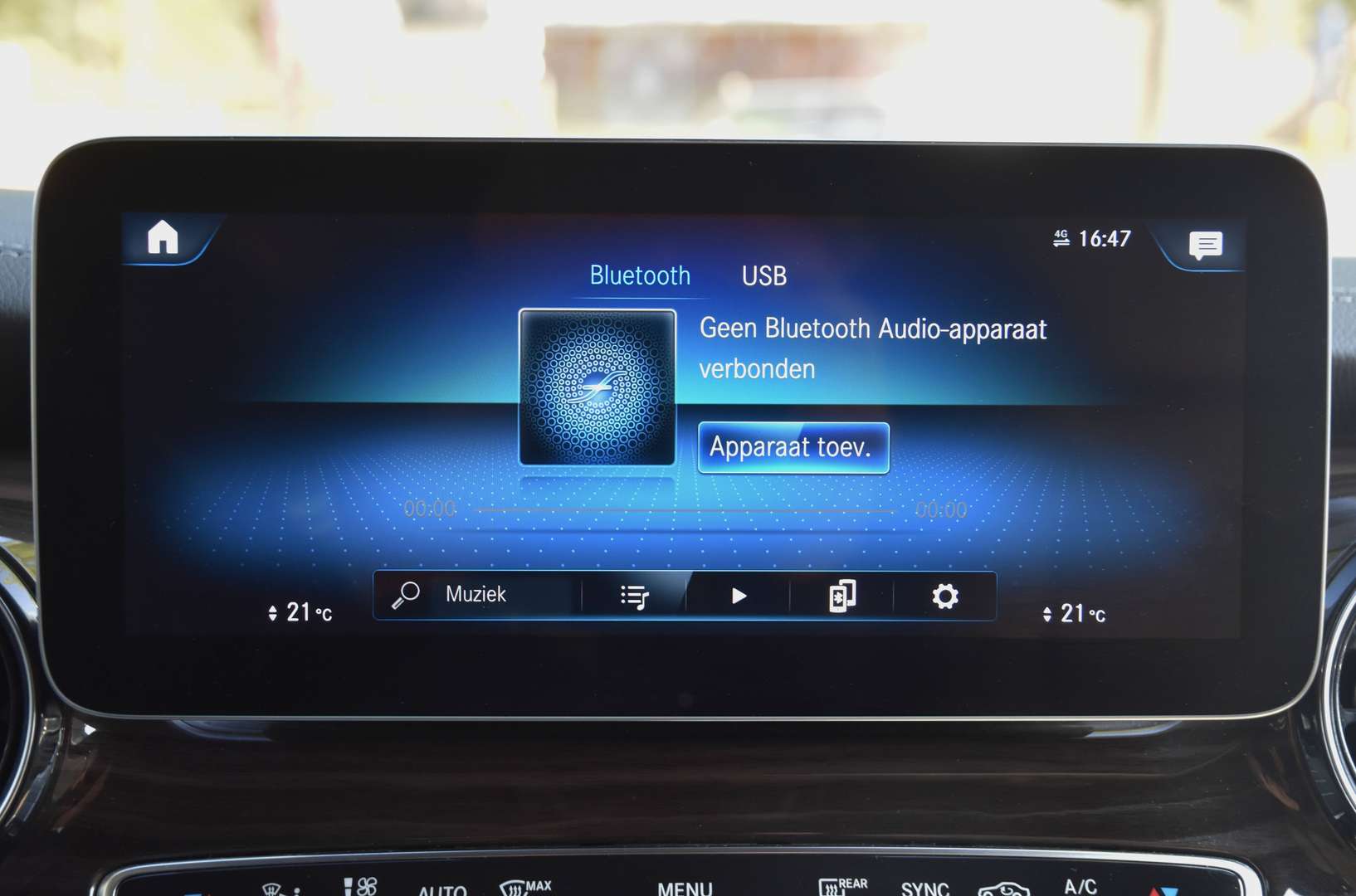 Mercedes-Benz V 220 D LWB - 33