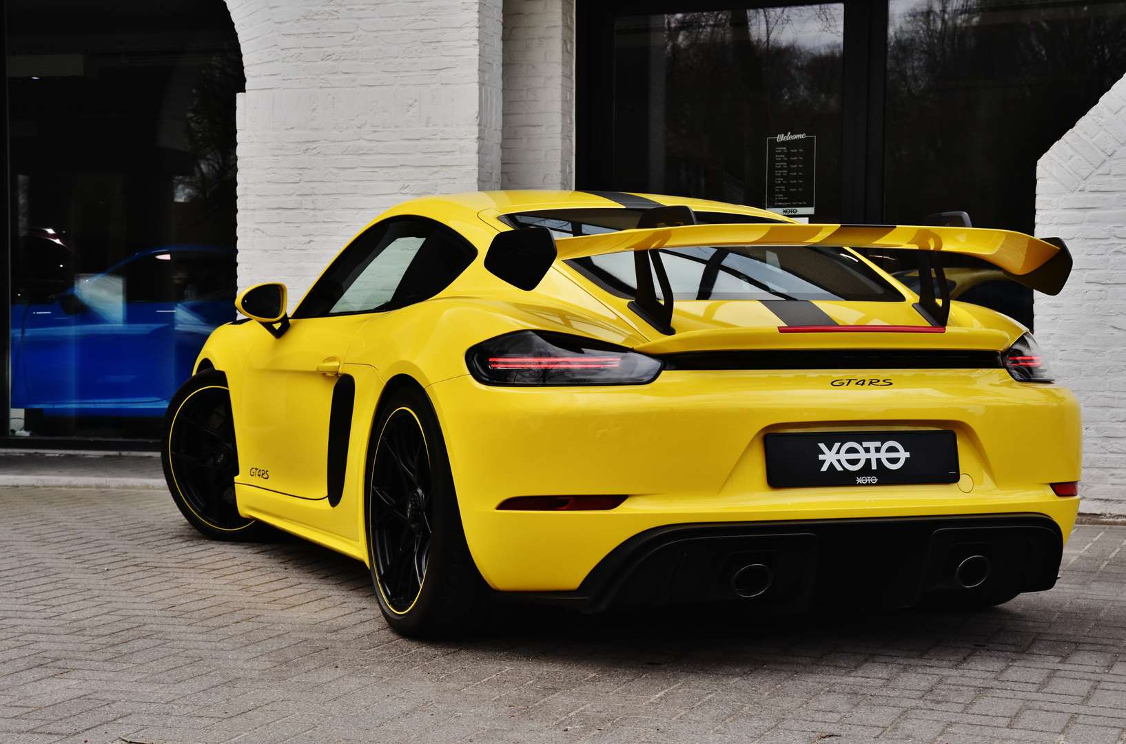 Porsche 718 GT4 RS - 16
