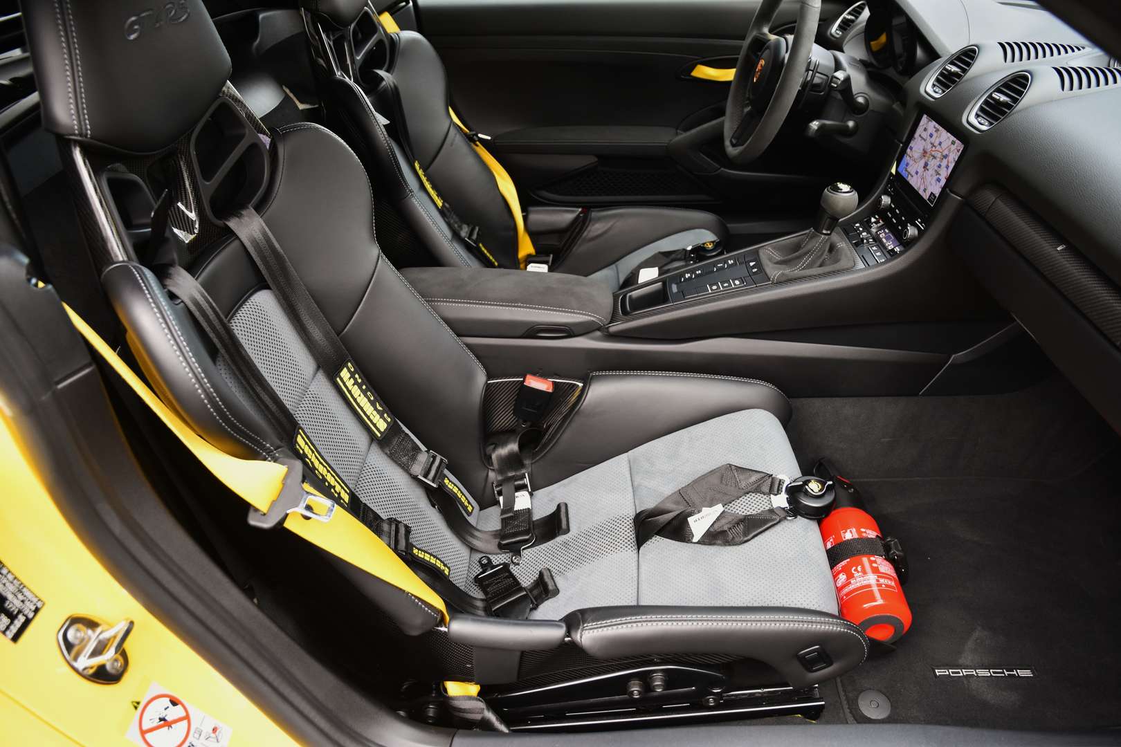 Porsche 718 GT4 RS - 14
