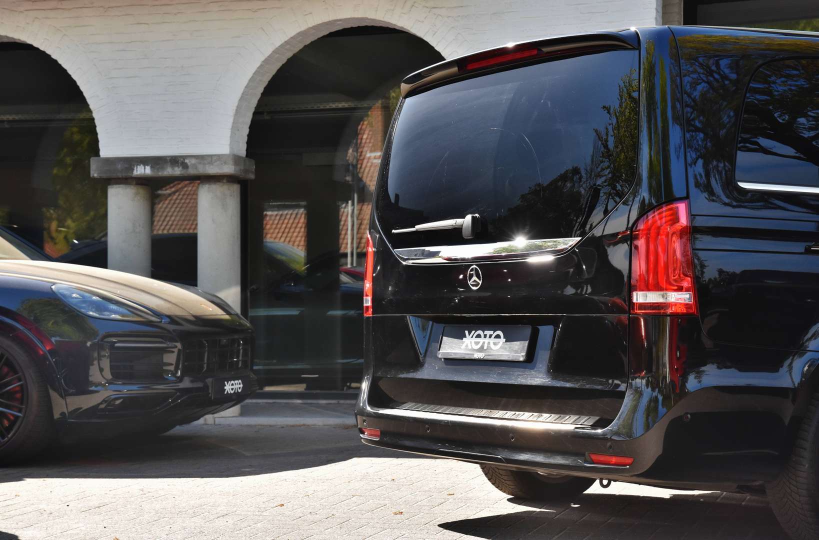 Mercedes-Benz V 220 D LWB - 16