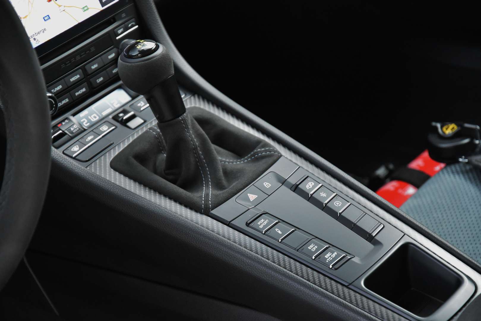 Porsche 718 GT4 RS - 23